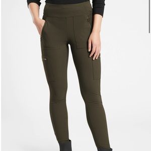 Athleta Headlands Hybrid Cargo II Tight